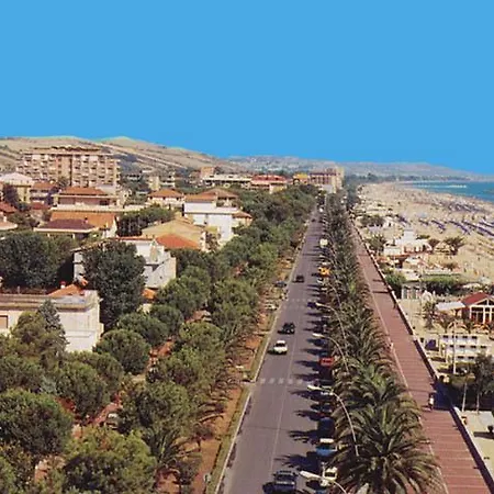 Roseto Degli Abruzzi Apartment