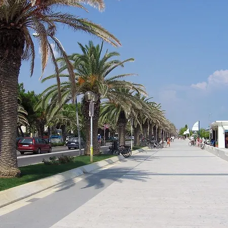 Roseto Degli Abruzzi Apartment * Roseto Degli Abruzzi